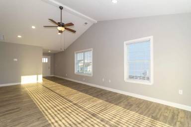Main picture of 272 Prescott Ln