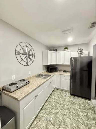 Main picture of 8905 Ripken Ln