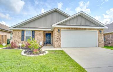 Main picture of 7487 Oak Lake Blvd