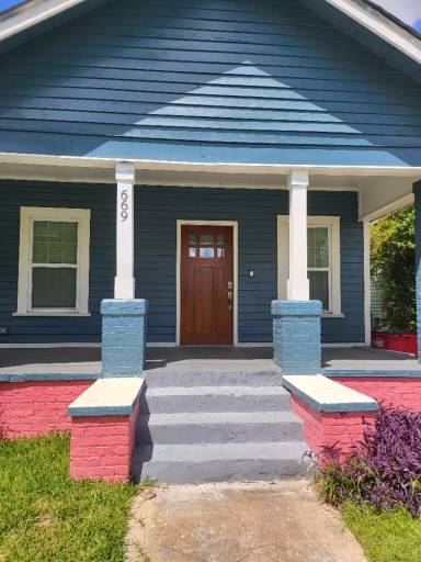Main picture of 669 Edgewood Ave