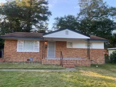 Main picture of 1045 Enoch Dr