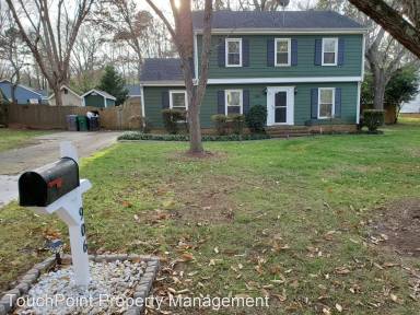 Main picture of 906 Falls Church Rd