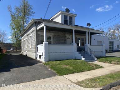 Main picture of 9 Cherry St