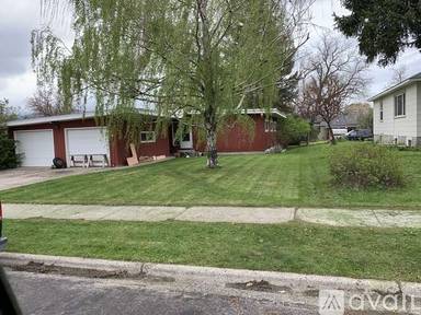 Main picture of 712 S 13th Ave