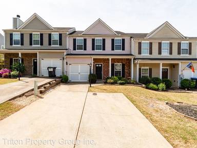 Main picture of 123 Spring Way Sq