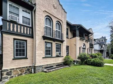 Main picture of 223 Bloomingdale Ave