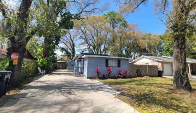 Main picture of 6912 N Willow Ave