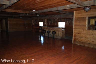 Main picture of 1438 E Olive St