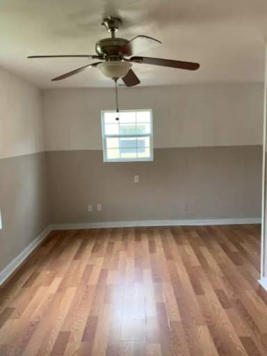 Main picture of 515 S 52nd St