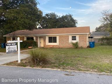 Main picture of 107 McClure Dr