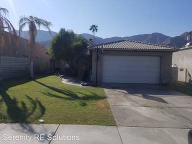 Main picture of 51735 Eisenhower Dr