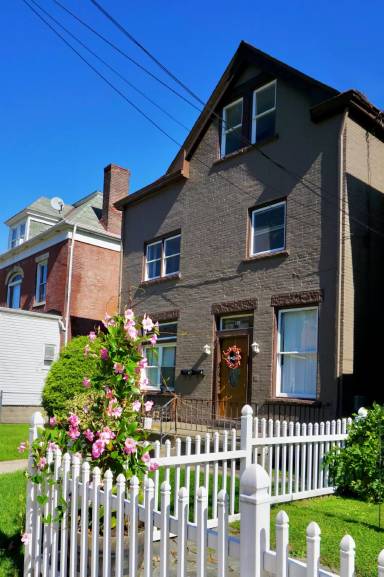 Main picture of 918 Chislett St