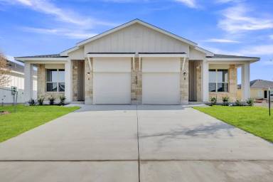Main picture of 2922 Quail Ridge Ln