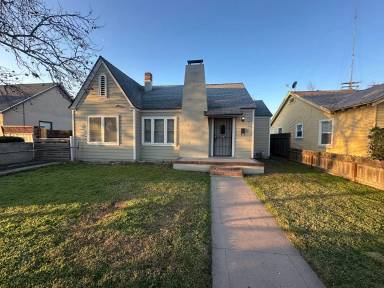 Main picture of 321 6th St