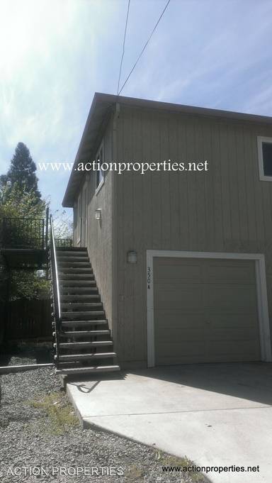 Main picture of 346 Main St