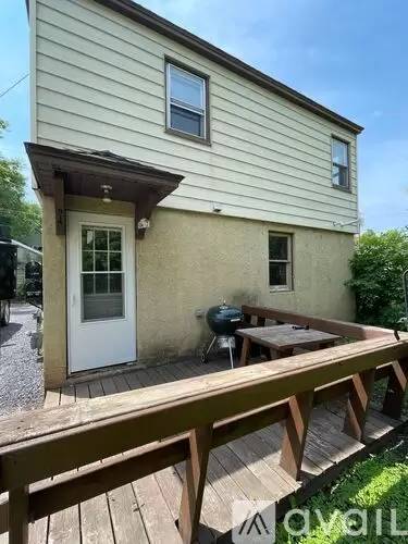 Main picture of 912 15th St N