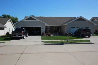 Main picture of 2400 Welhouse Dr
