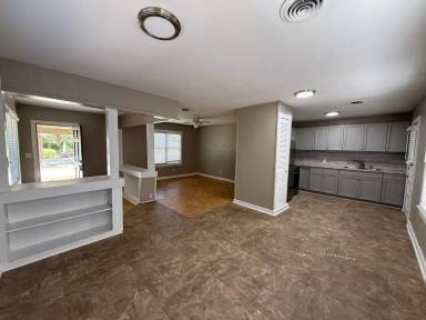 Main picture of 1011 Alachua Ave