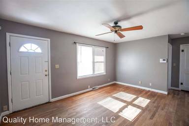 Main picture of 1032 W 9th St