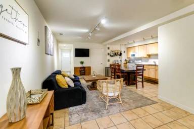 Main picture of 4316 4th St NW