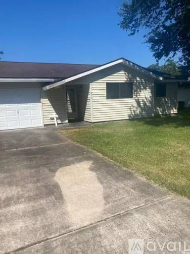 Main picture of 310 Landry Dr
