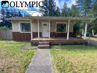 Main picture of 2415 20th Ave NW