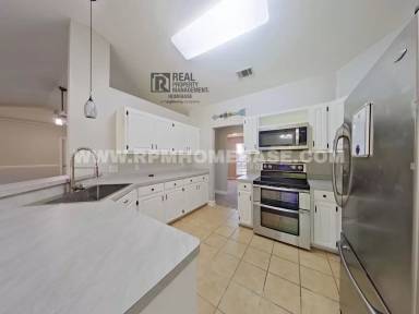 Main picture of 5121 Whitehurst Ln