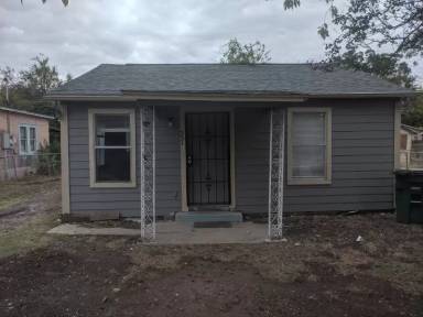 Main picture of 331 Gardina St