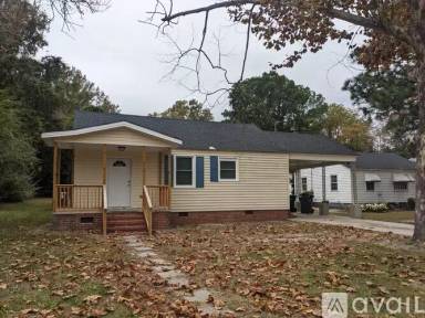 Main picture of 1112 Woodrow St S