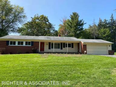 Main picture of 7046 Brookridge Dr