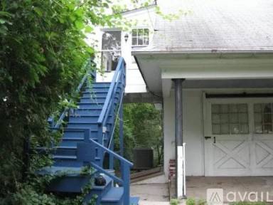 Main picture of 9 Oaklyn Ave