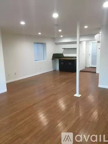 Main picture of 129 N Euclid St