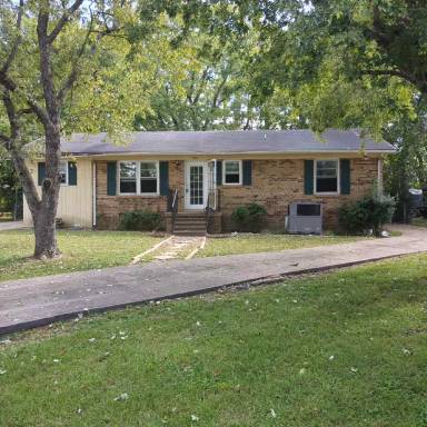Main picture of 709 Trail Dr