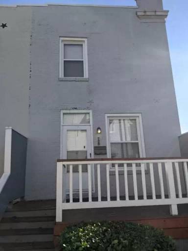 Main picture of 728 N Newstead Ave
