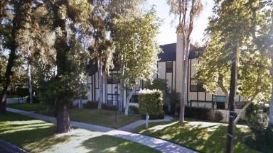Main picture of 109 E Rosewood Ct