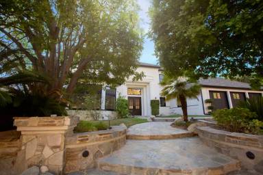 Main picture of 5411 Newcastle Ln