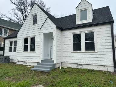 Main picture of 104 Rayon Dr