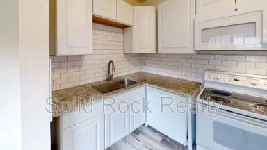 Main picture of 1411 S Corona Ave