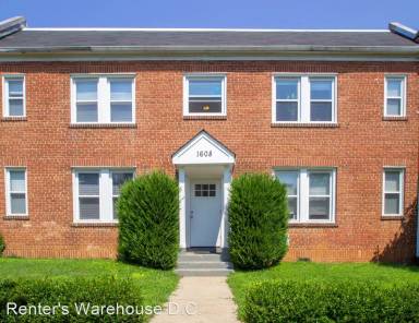 Main picture of 1608 E St NE