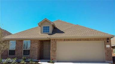 Main picture of 917 Coulee Dr