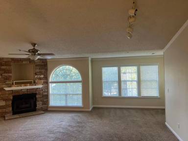 Main picture of 434 Ivy Glen Dr