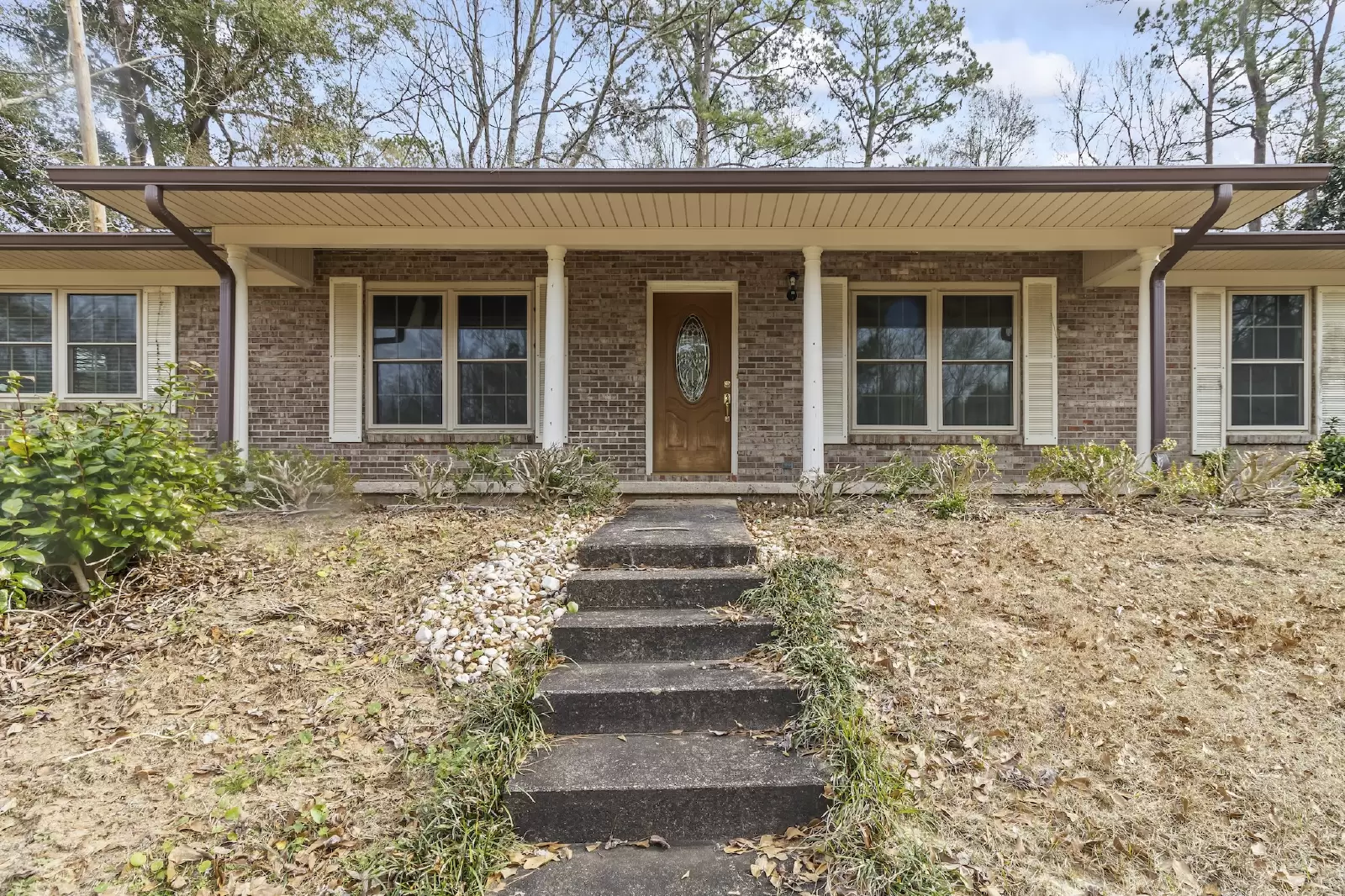 Main picture of 112 W Emerald Dr