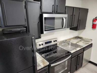 Main picture of 3105 W 33rd Ave