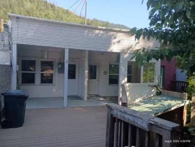 Main picture of 4100 Cedar St