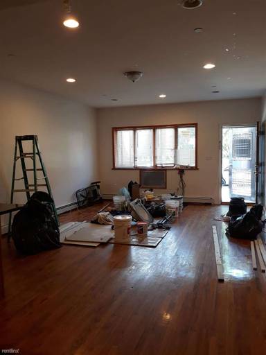 Main picture of 151 Avenue O