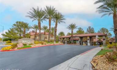 Main picture of The Residence at Canyon Gate