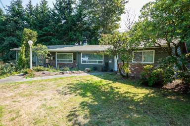 Main picture of 805 NW 96th St