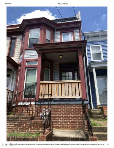 Main picture of 1420 W Clay St
