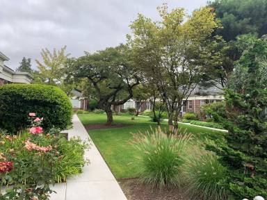 Main picture of 600 SE Cesar E Chavez Blvd