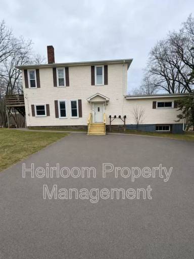 Main picture of 1201 W 3rd St